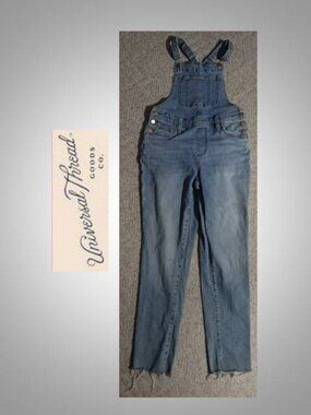 Universal Threads Women's overalls size 2/26R